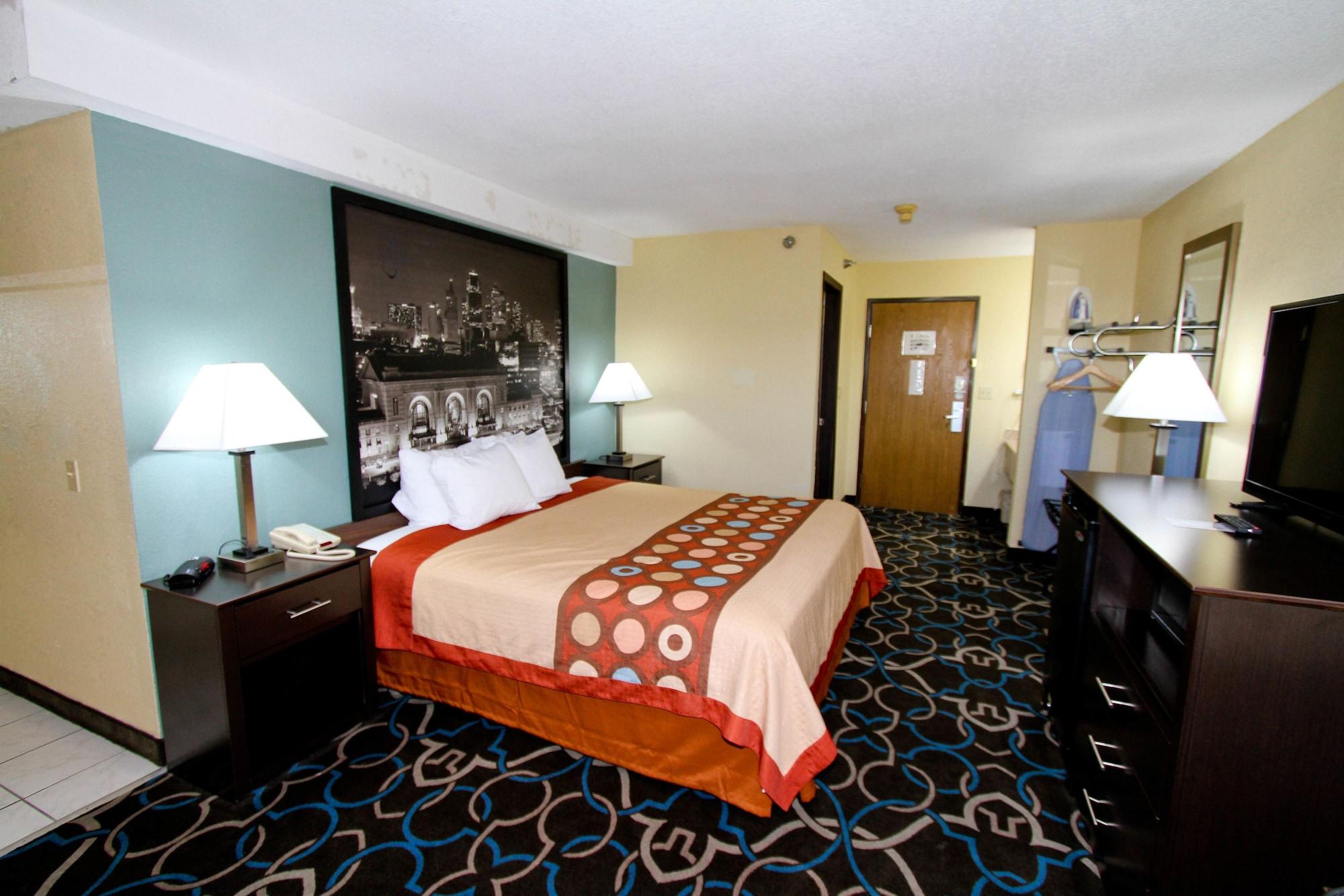 Super 8 by Wyndham Kansas City Bagian luar foto