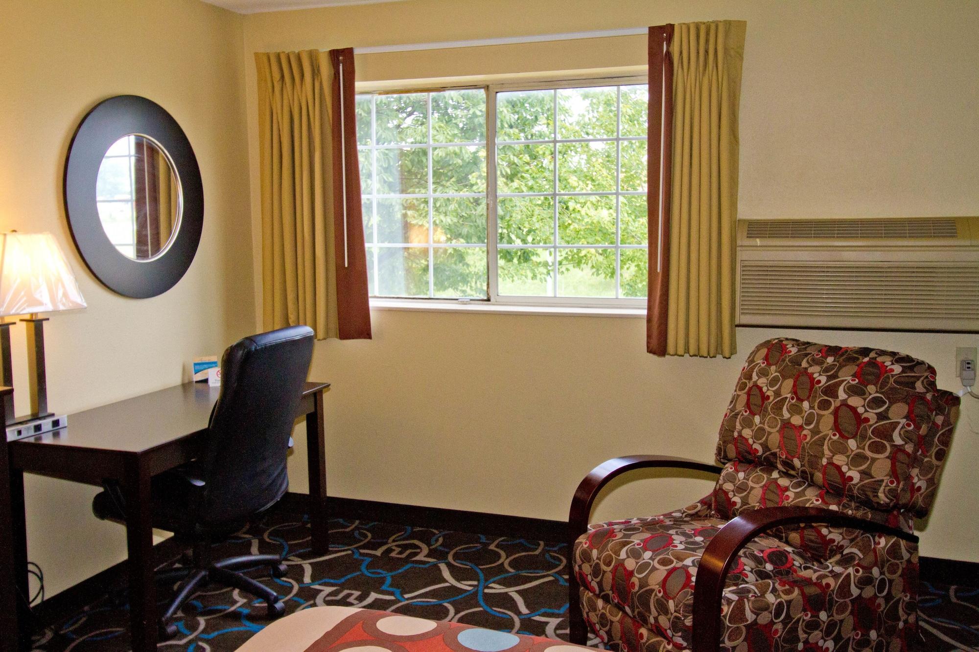Super 8 by Wyndham Kansas City Bagian luar foto